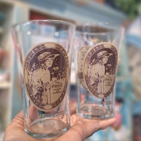 Pair Of Retro Coca Cola Glasses. Mothers Pizza, Soda Fountain Glasses - Picture 1 of 6